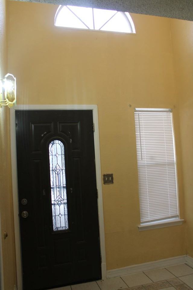 11724 Jennifer Dr - Photo 2 of 25