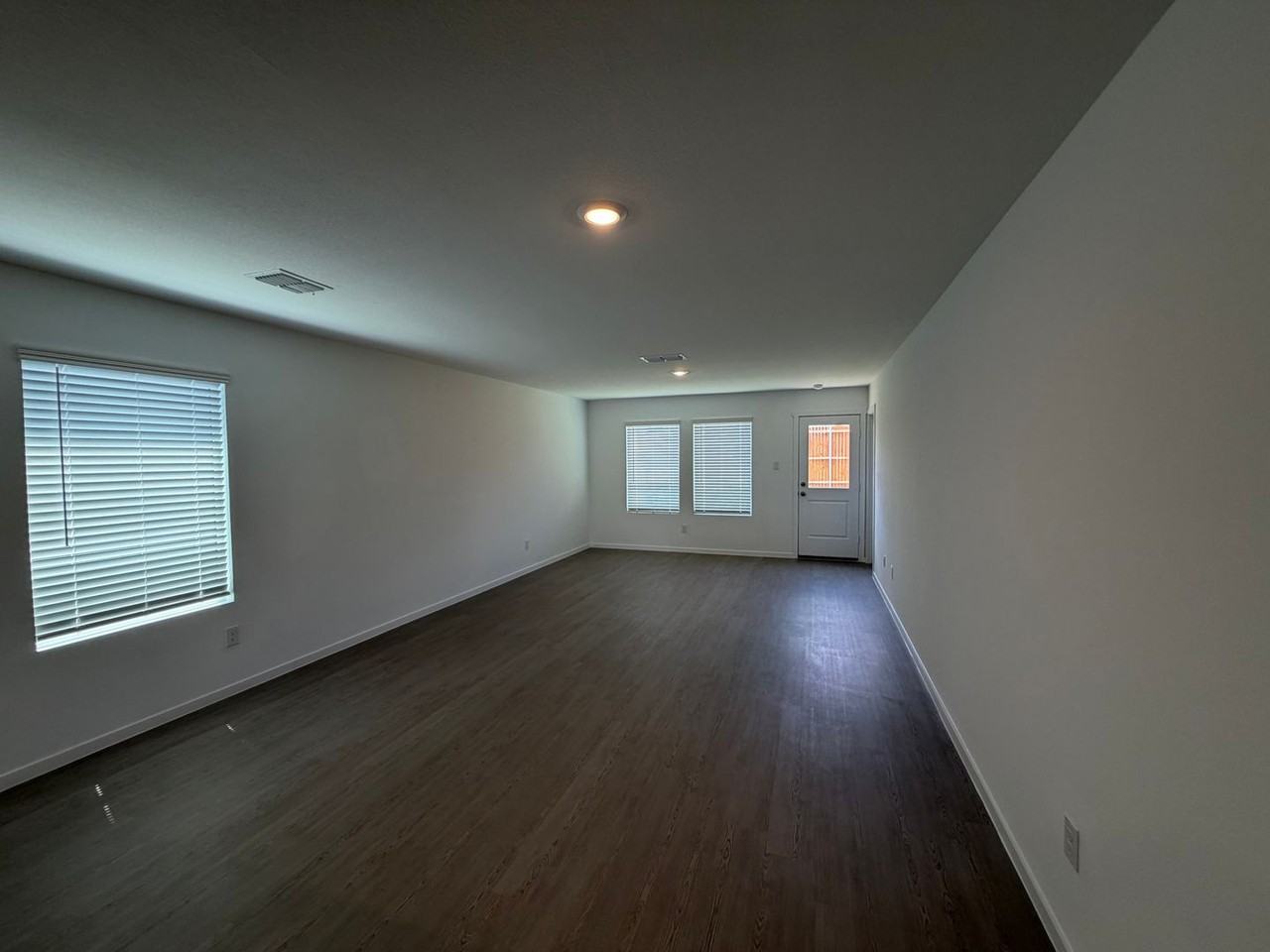6422 Longspur Ln - Photo 2 of 10