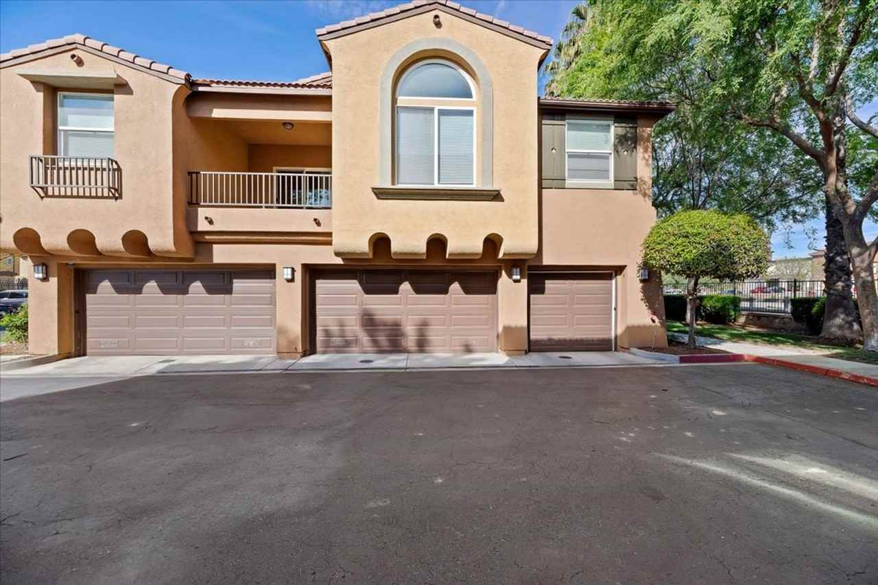 27931 Cactus Ave #B - Photo 2 of 20