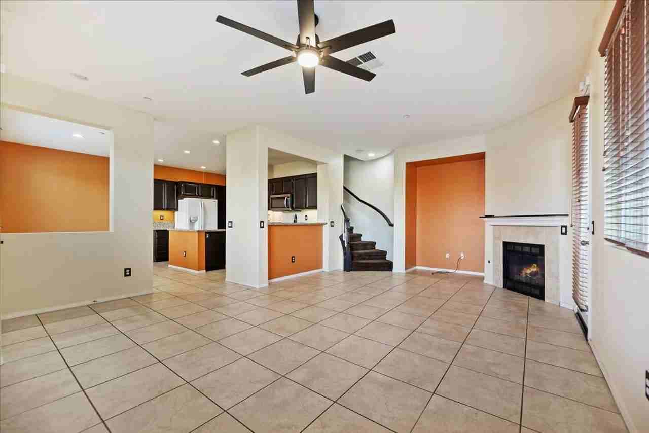 27931 Cactus Ave #B - Photo 5 of 20