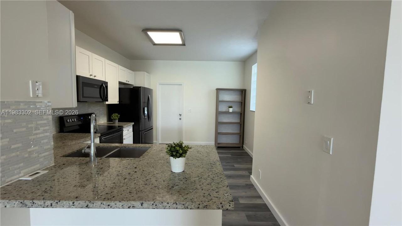 3786 San Simeon Cir - Photo 2 of 14