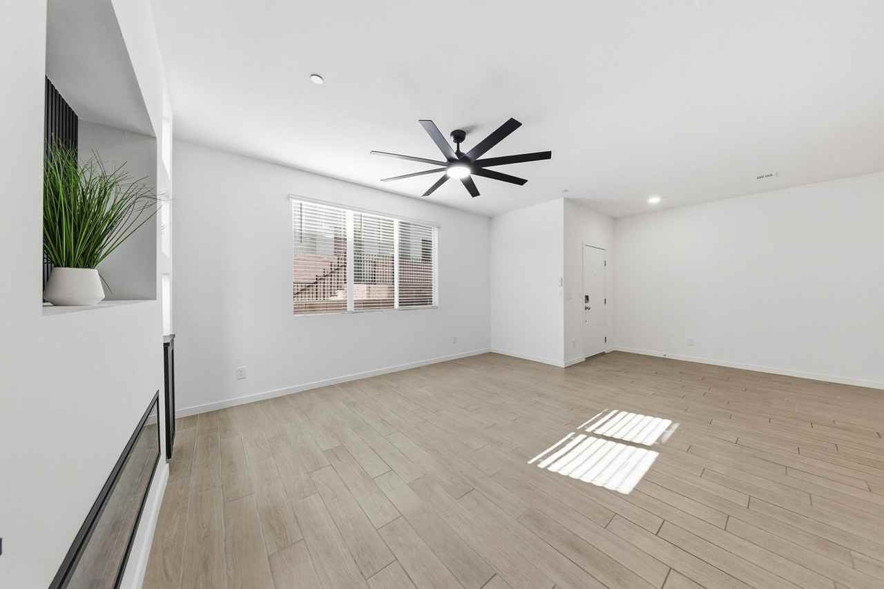 1531 Emilia Crossing Pl - Photo 6 of 41