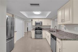 featured image of 8400 Nw 25th St