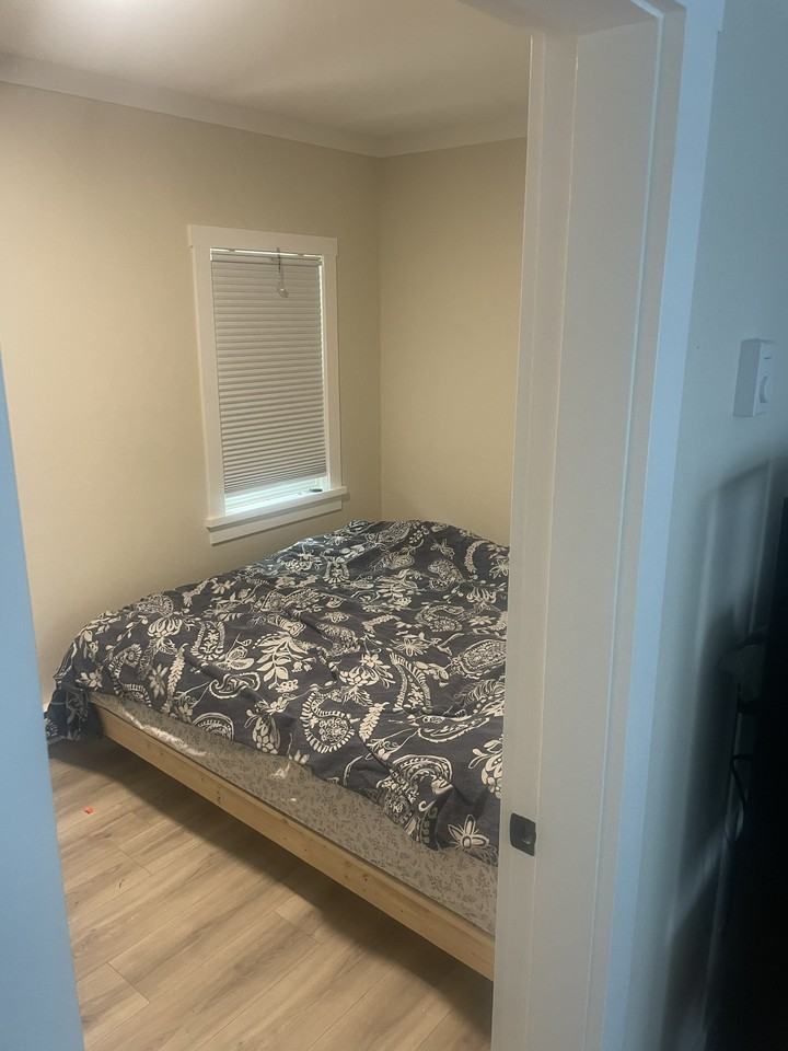 3843B Hayward Ave #1 - Photo 4 of 6