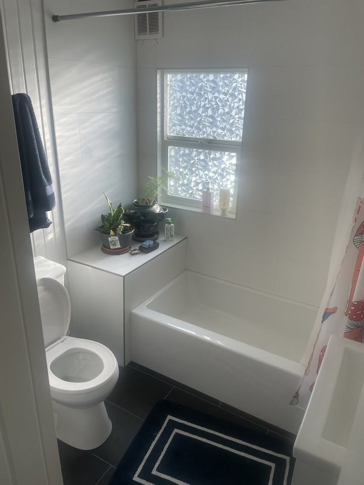 3843B Hayward Ave #1 - Photo 5 of 6