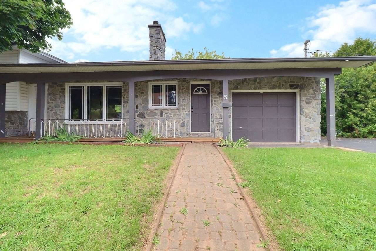 5 Scarborough Ave Lowr Level - Photo 2 of 30