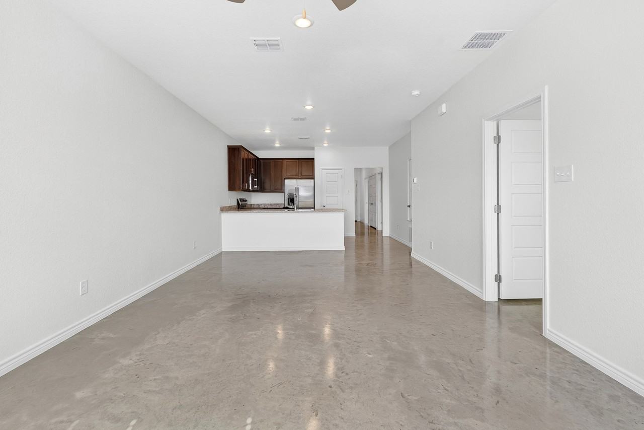 620 Pacific Crest Trl #A - Photo 2 of 12