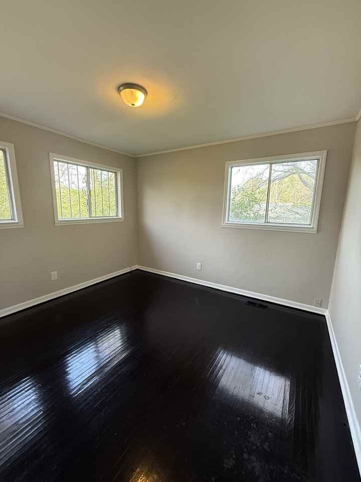 629 Lanett Ave #1 - Photo 4 of 8