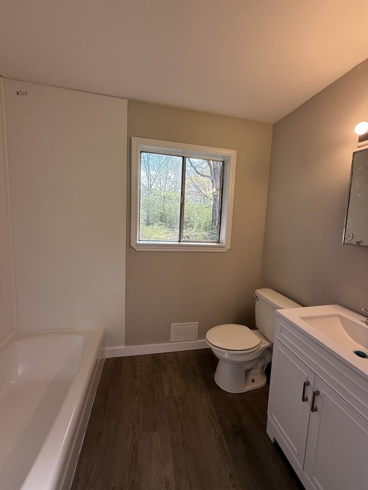 629 Lanett Ave #1 - Photo 5 of 8