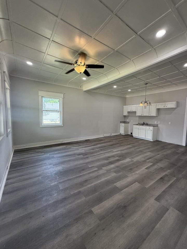 1701 Avenue I #1 - Photo 2 of 7