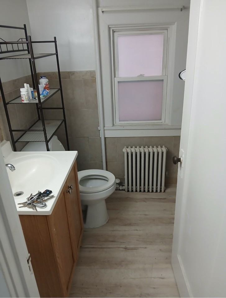 37 Middle St #3 - Photo 3 of 5