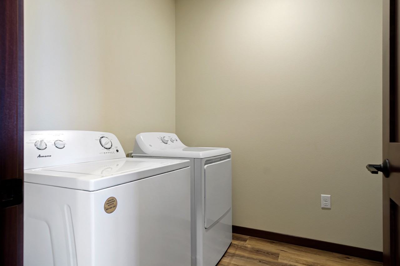 902 Menomonie St, Eau Claire, WI, USA - 31 #31 - Photo 3 of 6