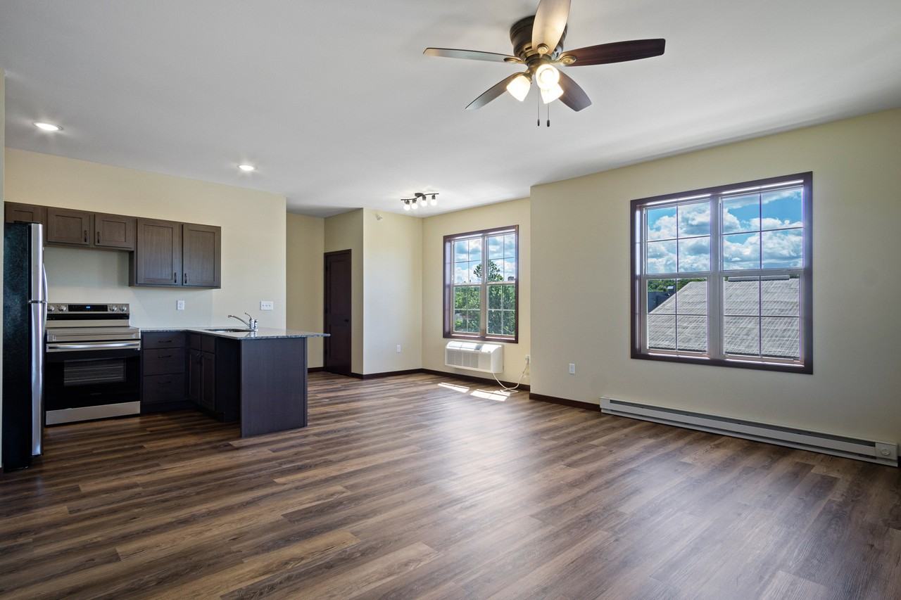 902 Menomonie St, Eau Claire, WI, USA - 31 #31 - Photo 5 of 6