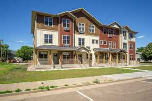 902 Menomonie St, Eau Claire, WI, USA - 13 #13 - Photo 1 of 1