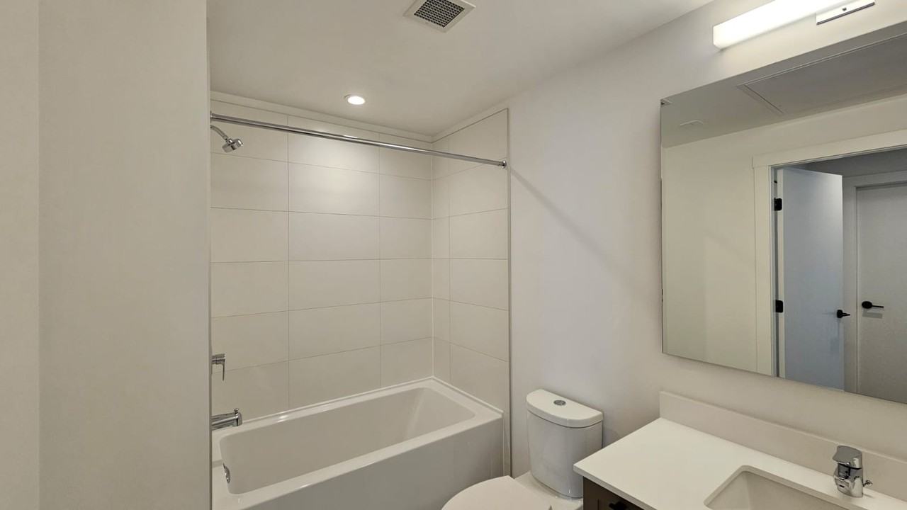 8750 University Crescent #9F - Photo 4 of 14