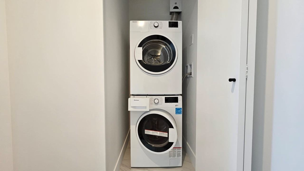 8750 University Crescent #9F - Photo 6 of 14