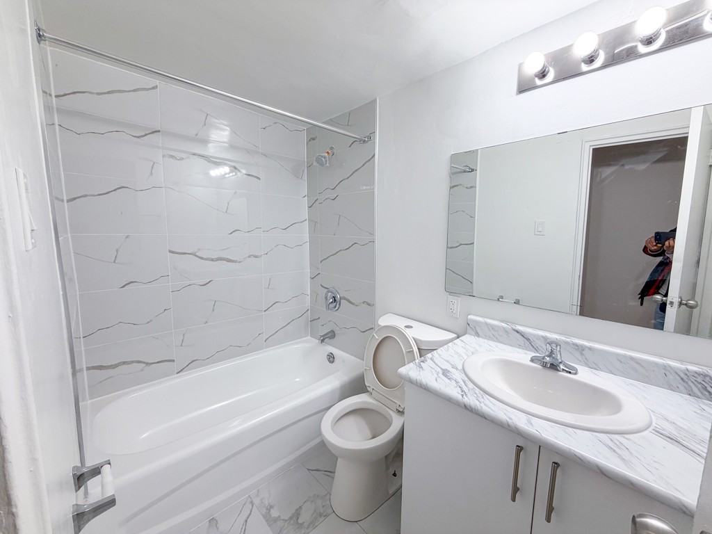 1442 Lawrence Avenue West #1010 - Photo 2 of 12