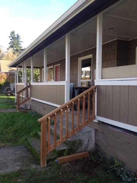 912 Ne 4th Ave - Photo 2 of 6