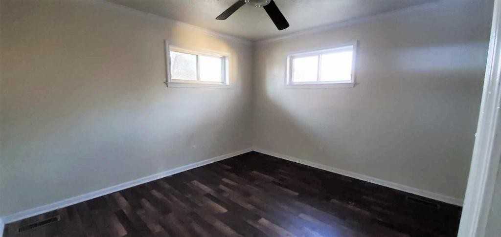 304 Wind Ave Nw - Photo 7 of 8