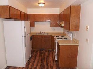 1720 E 5825 S - Photo 4 of 17