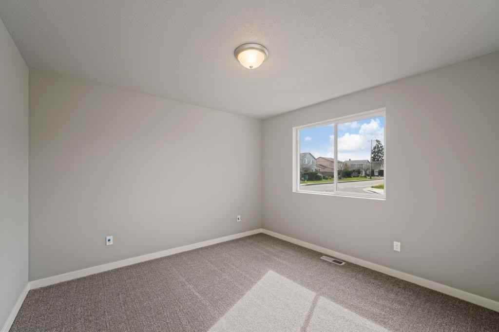 4293 Ash Grove Dr Ne - Photo 7 of 18