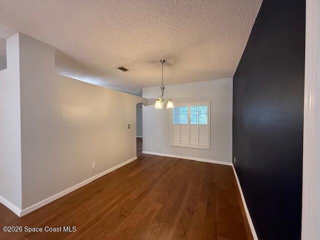 6731 Opal Ave - Photo 4 of 24
