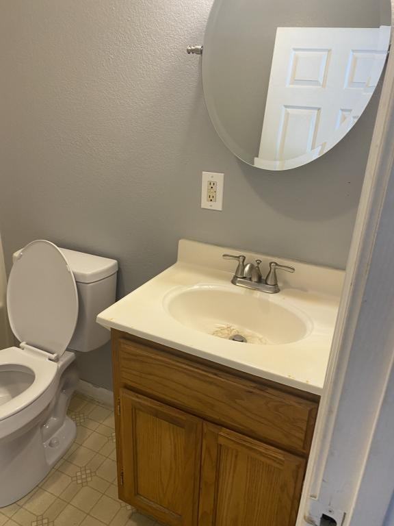 600 W Jackson St - Photo 5 of 7