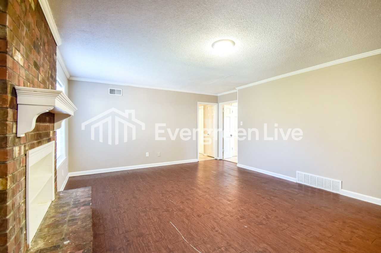 6166 Gray Oak Ave - Photo 3 of 15