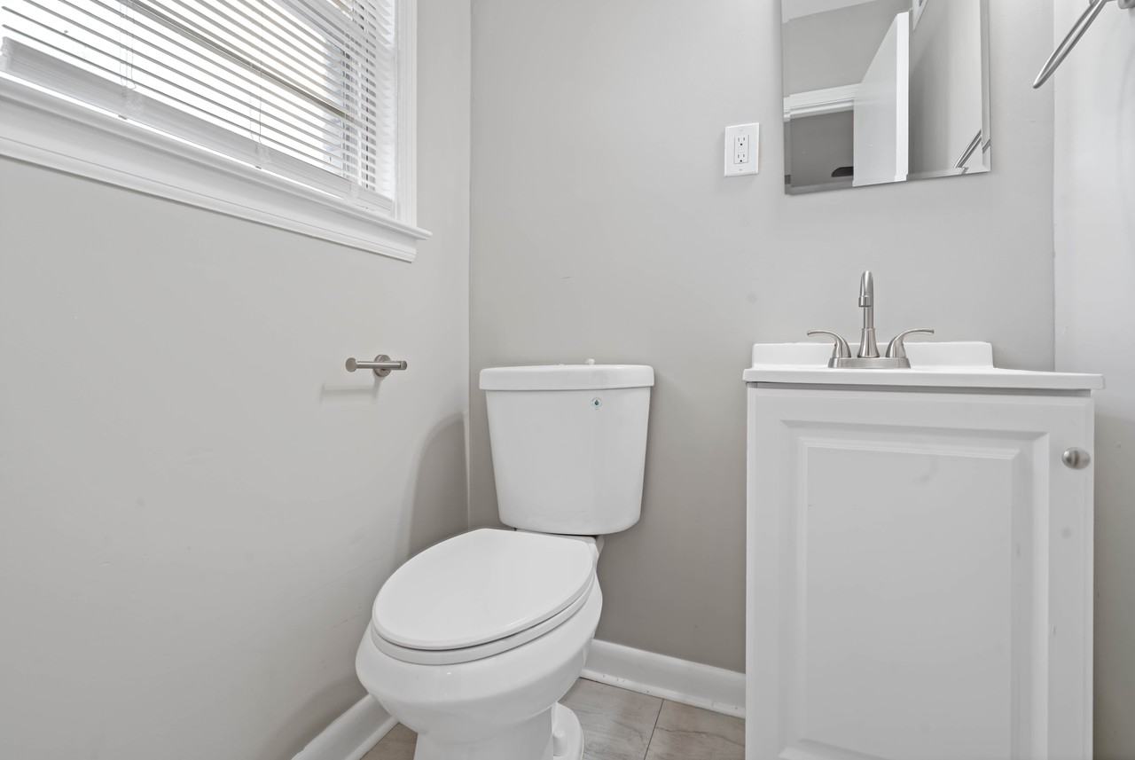 4251 Argonne St - Photo 2 of 20