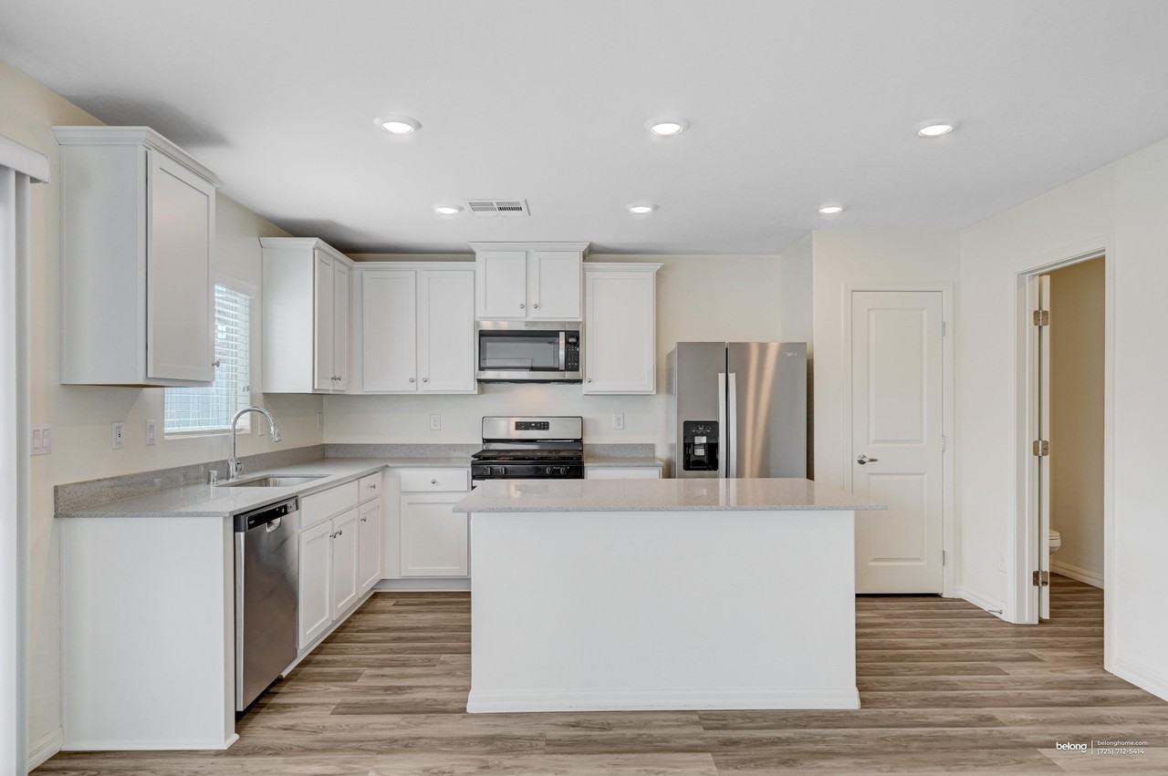 6239 Blood Lily Ave - Photo 7 of 46