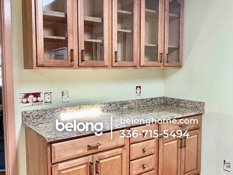 1705 Fordham Rd - Photo 4 of 17