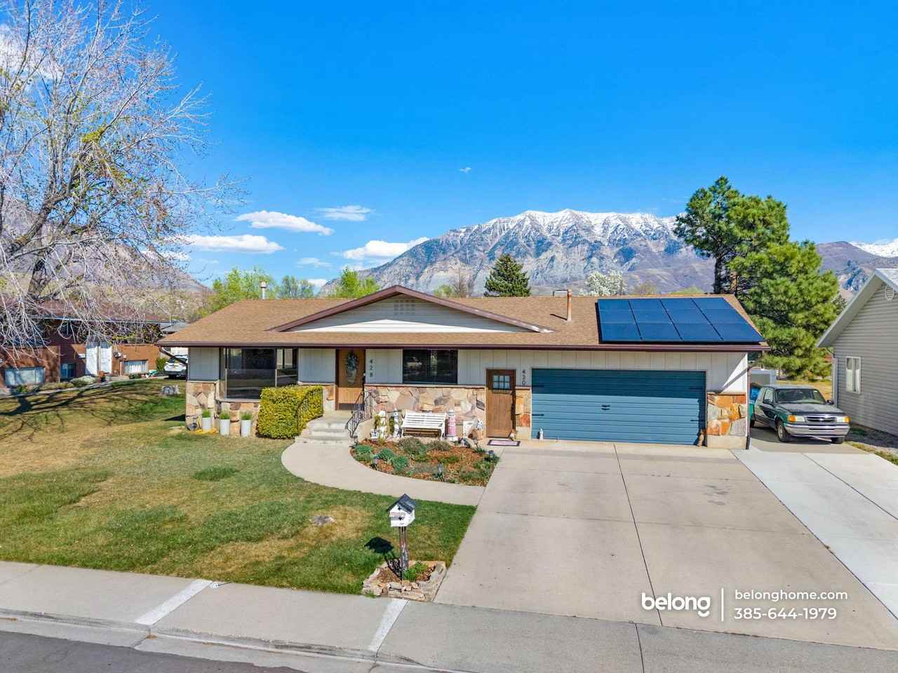 428 N 200 E - Photo 2 of 44