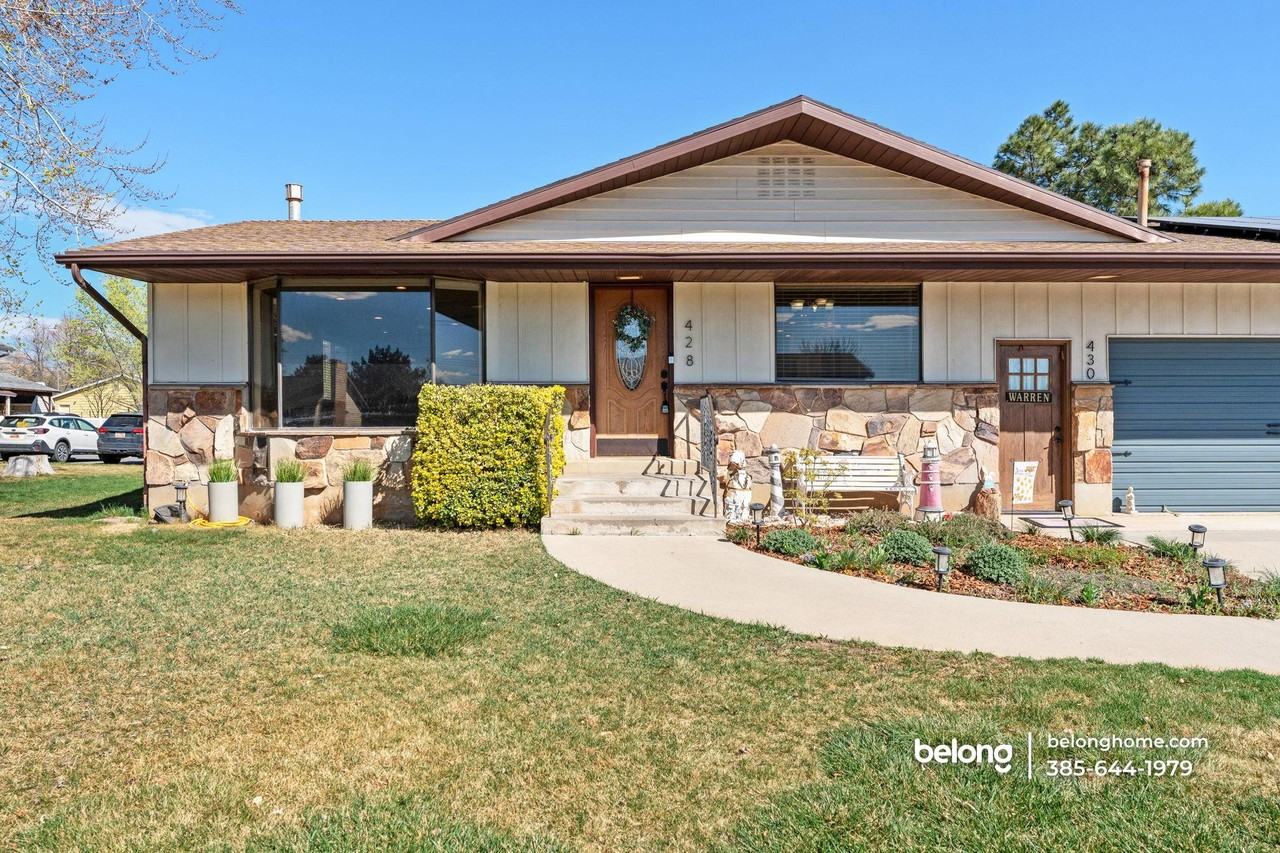 428 N 200 E - Photo 7 of 44