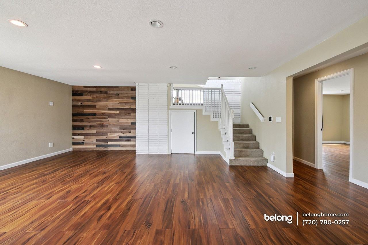 5045 Eliot St - Photo 5 of 14