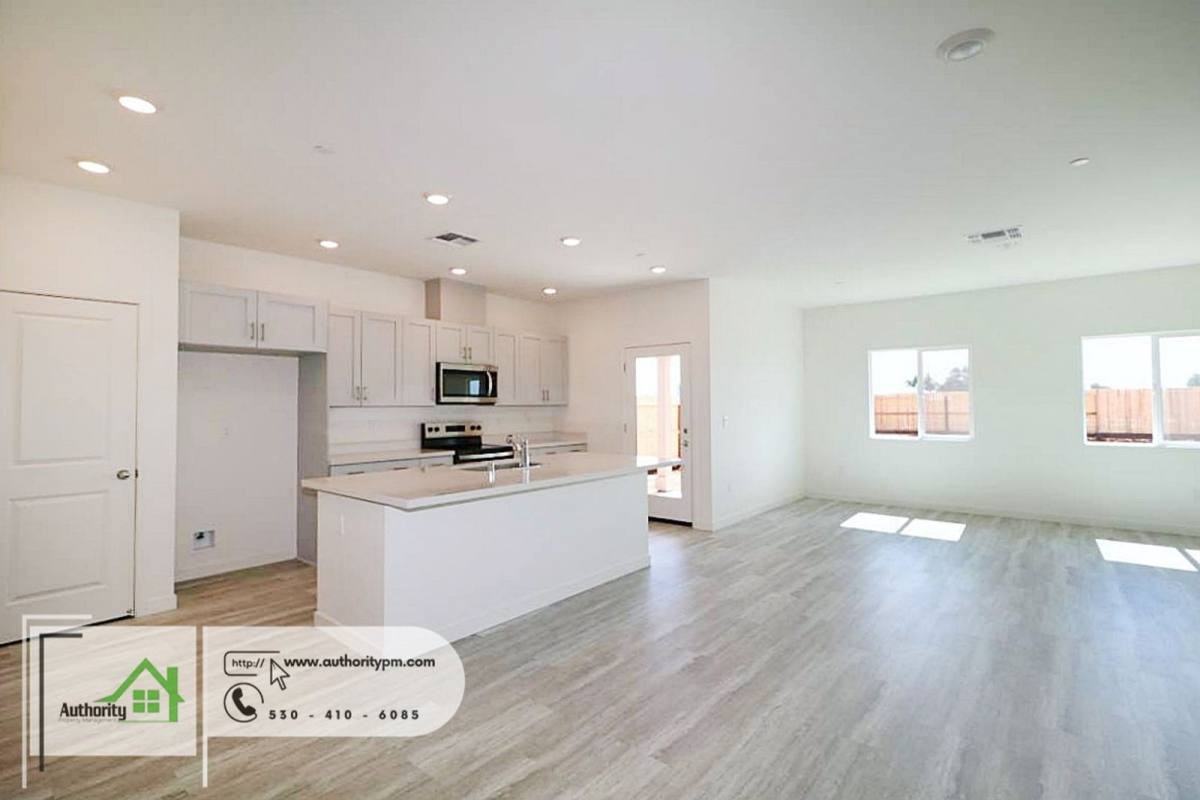 3012 Legend Ln - Photo 3 of 10