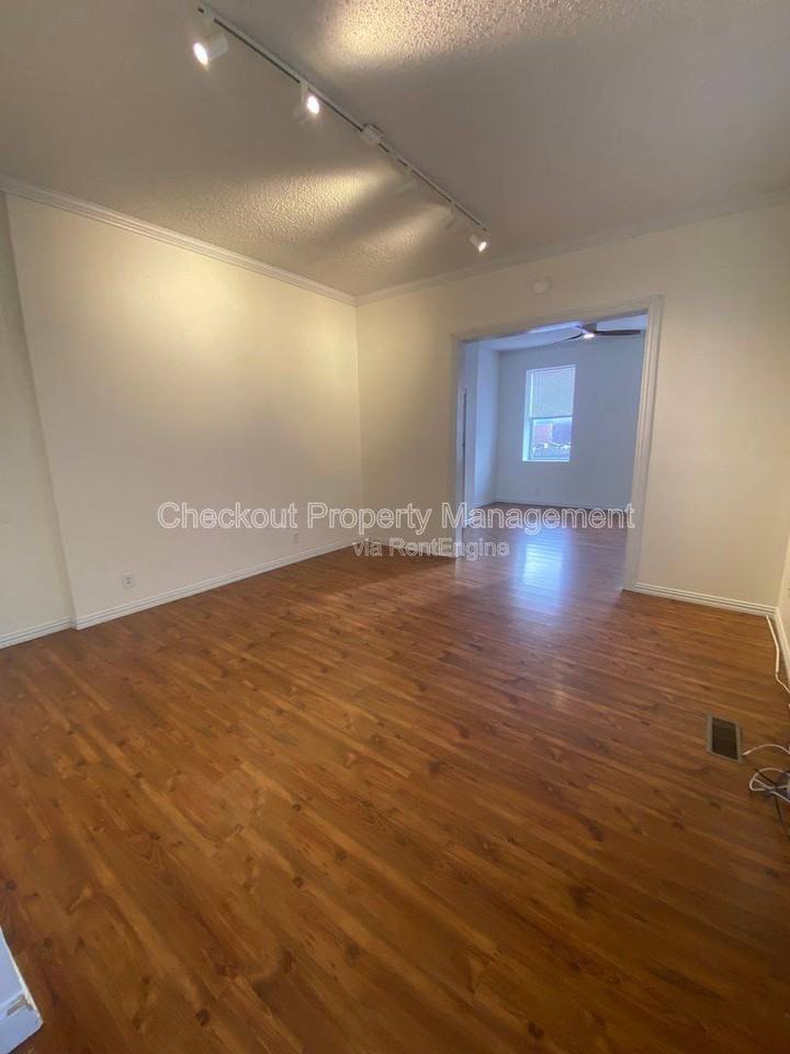 2905 S 18th St - Photo 6 of 8