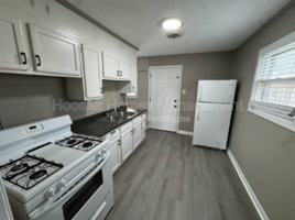 featured image of 1023 E Dixon St