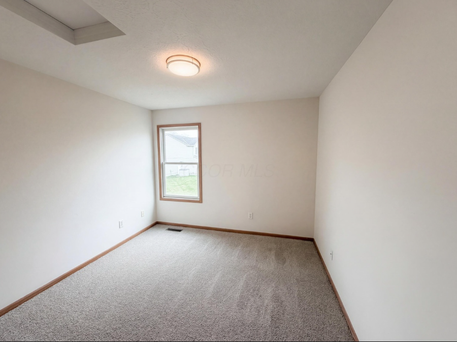 1000 Hidden Cove Way - Photo 5 of 25