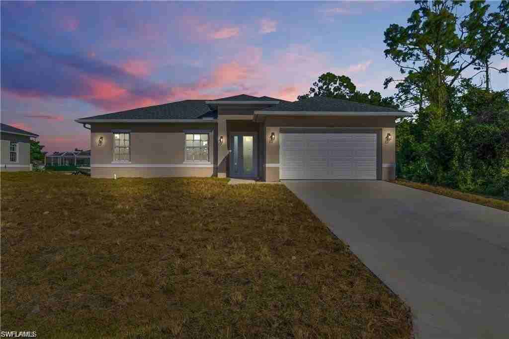 3312 11th St W - Photo 2 of 19