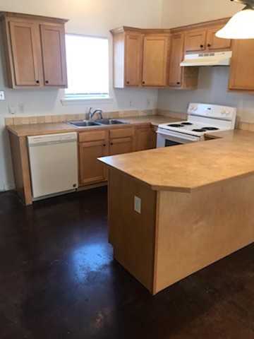 2020 Southwood Dr #B - Photo 2 of 18