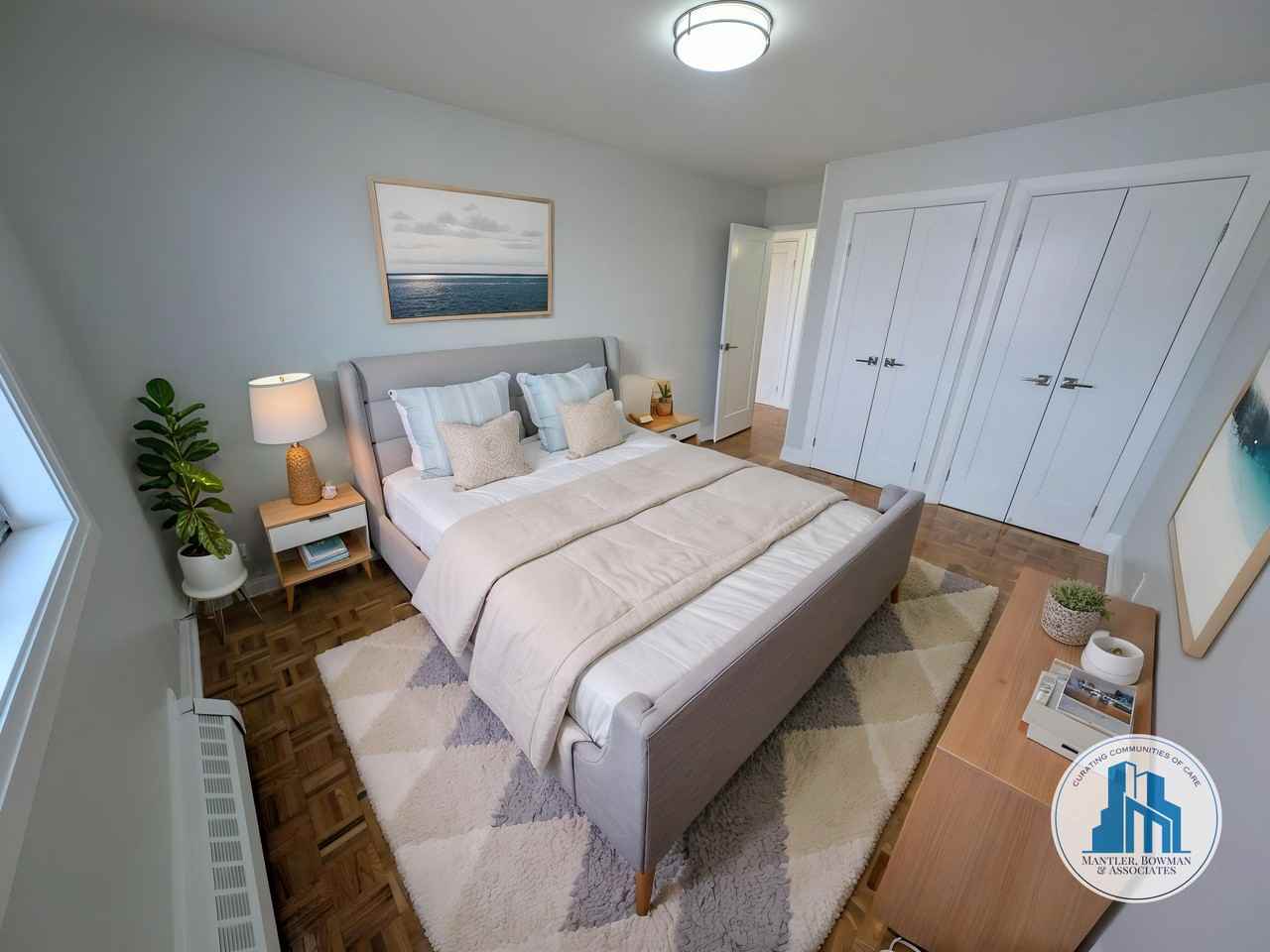 Bradford Apartments - Photo 4 of 11