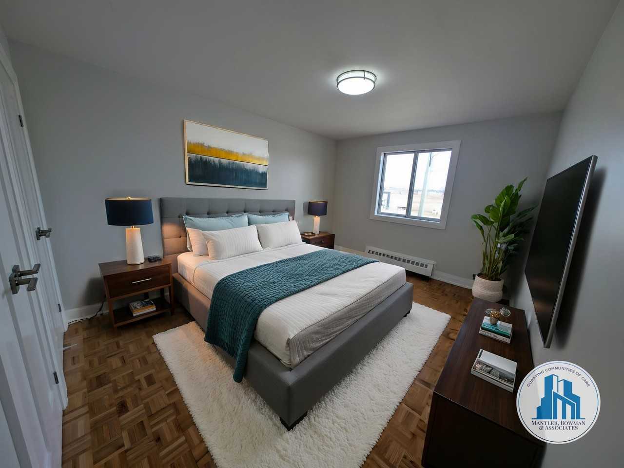 Bradford Apartments - Photo 5 of 11