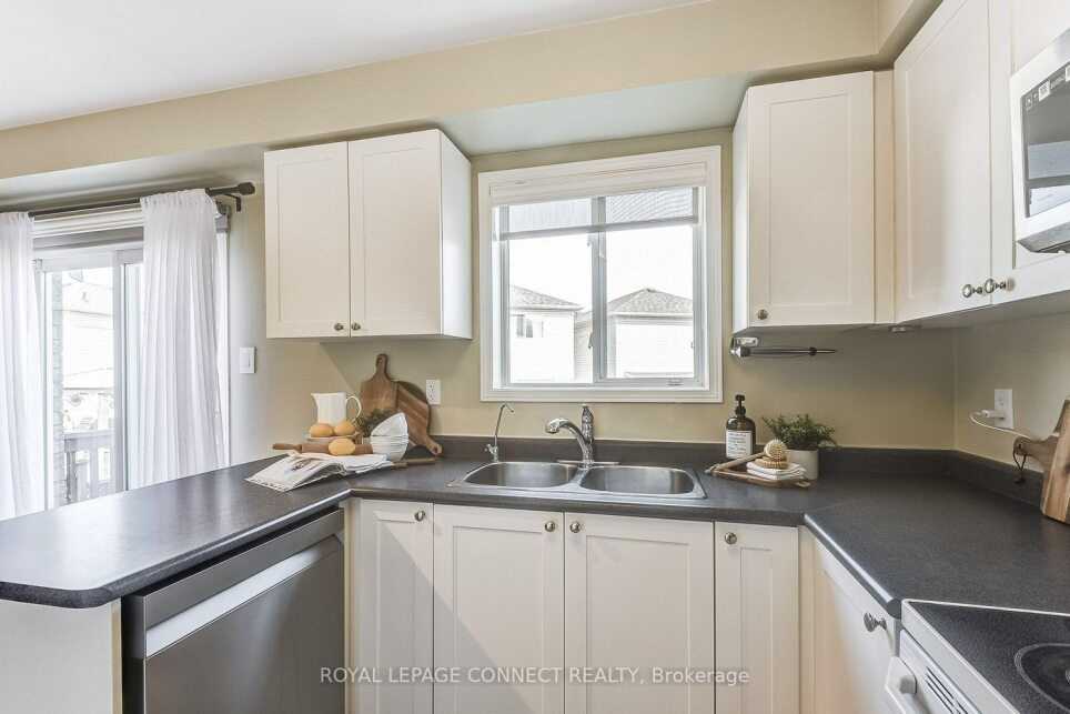 29 Andona Cres - Photo 2 of 27