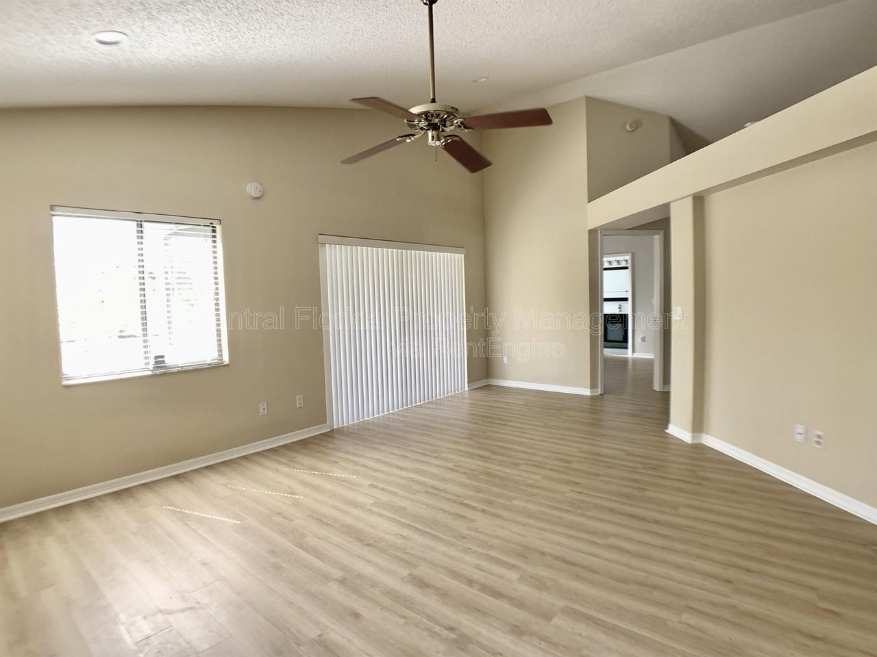 295 Morning Glory Dr - Photo 7 of 31