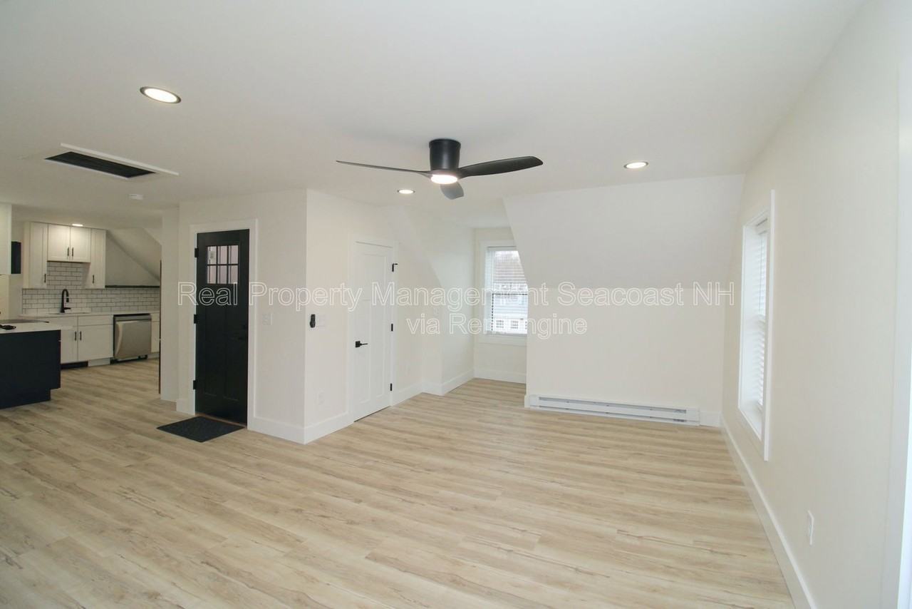 253 1st Nh Tpke #5 - Photo 2 of 19