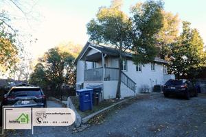 featured image of 1907 Grace Ave #B