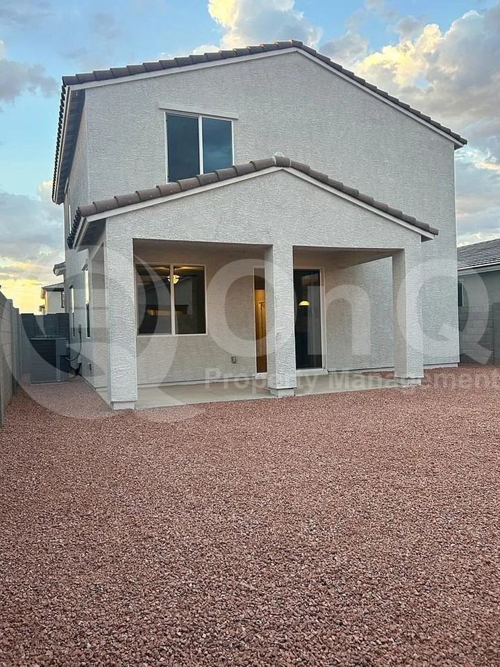 17337 W Daley Ln - Photo 2 of 2