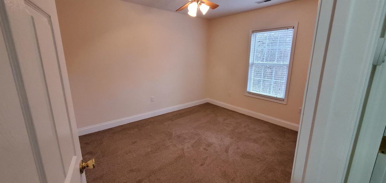 172 Beth Ln #14694033 - Photo 5 of 50