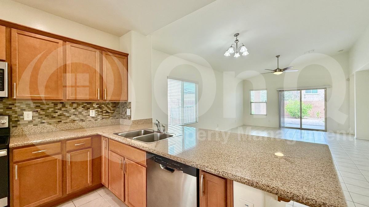 2432 E Brigadier Dr - Photo 4 of 26