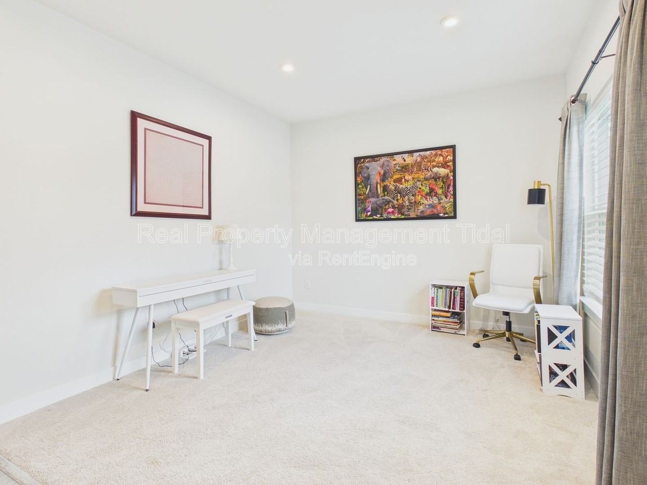 555 Oliver Way - Photo 5 of 36